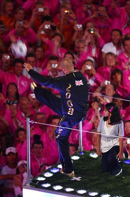 張藝謀解讀閉幕式 時(shí)間緊比開幕式遜色不少(圖)