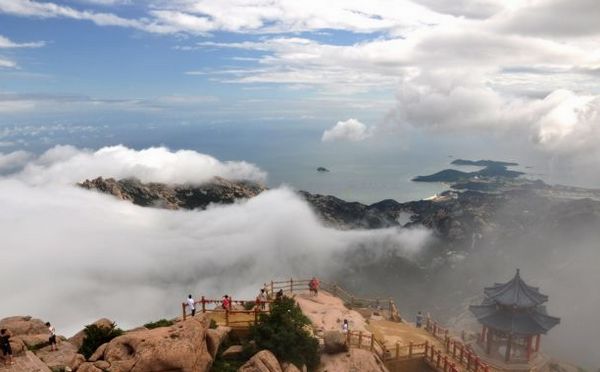 青島嶗山巨峰云海奇觀 仙山圣境秋日妖嬈