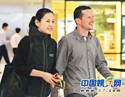 女星外籍老公財(cái)富比拼 李玟老公不輸默多克