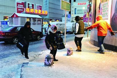 大雪過(guò)后 醫(yī)院人滿為“患”