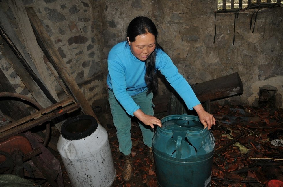 廣西遭遇罕見冰雹襲擊 房屋被打爛