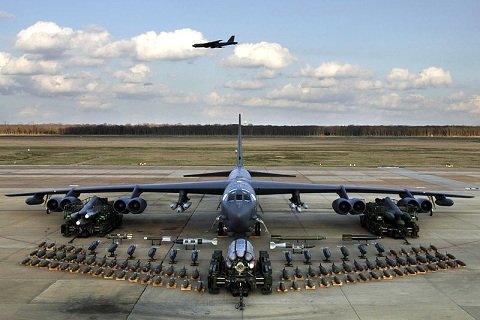 資料圖：B-52可以搭載大量武器，是美軍至今仍不愿將其淘汰的主因。